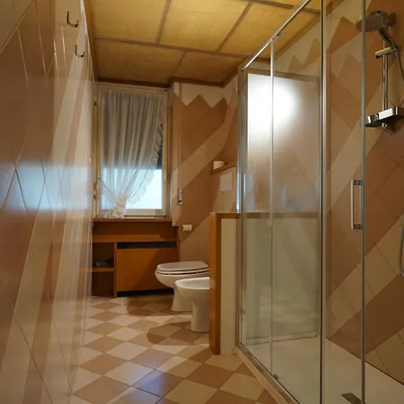 Apartament La Casa Dell'albero *